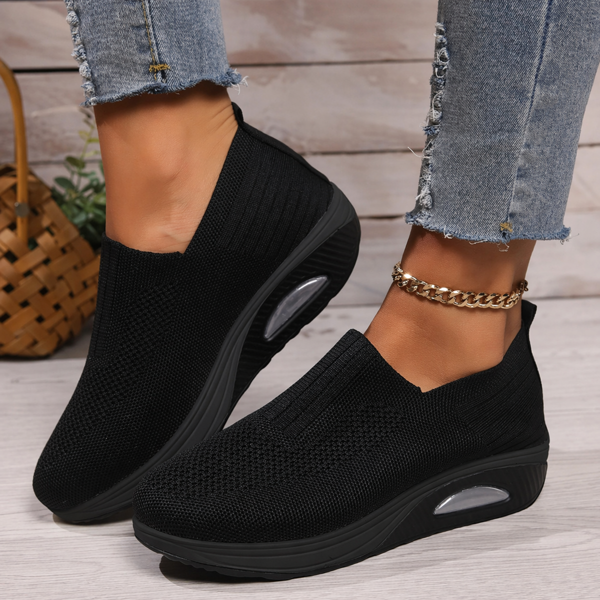 Verena - Wsuwane sneakersy z grubą podeszwą - zdjęcie 8